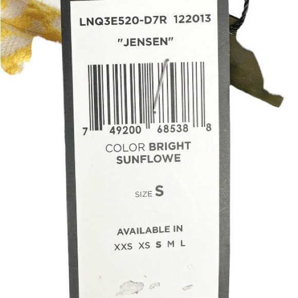 BCBGMaxazria Sunflower Jensen Puckered-Jackquard Peplum Skirt Size Small - Picture 10 of 10